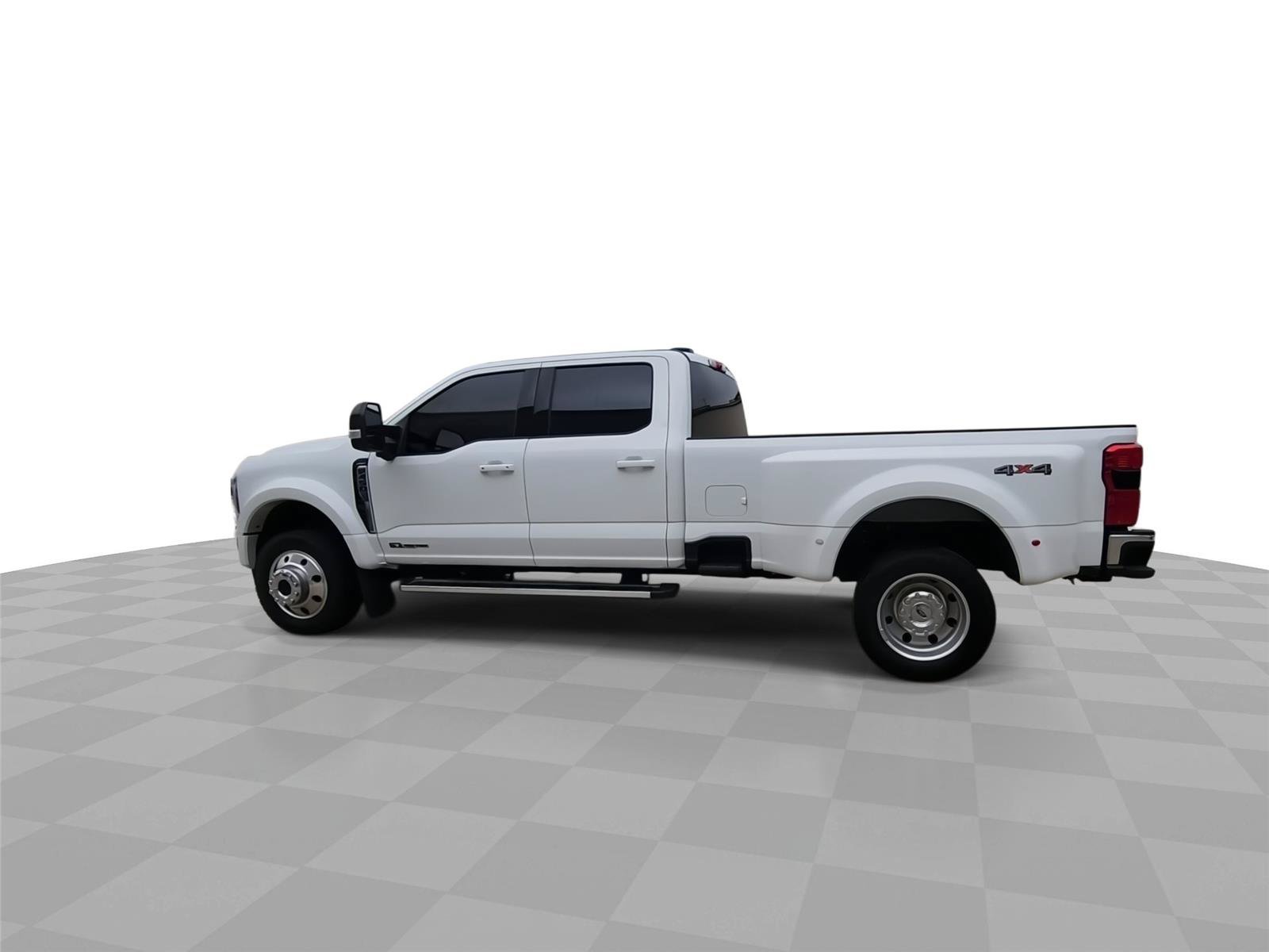 Used 2026 Ford F450 Lariat AWD/4WD image 6
