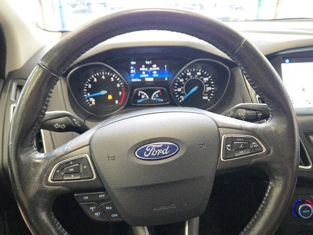 Used 2017 Ford Focus Titanium FWD image 25