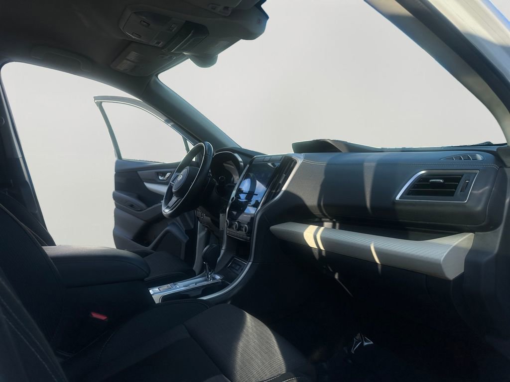 Used 2022 Subaru Ascent Premium image 11