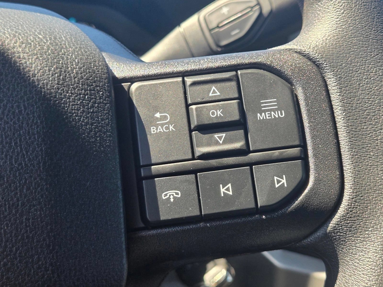 New 2026 Ford F250 XLT w/ FX4 Off-Road Package AWD/4WD image 23