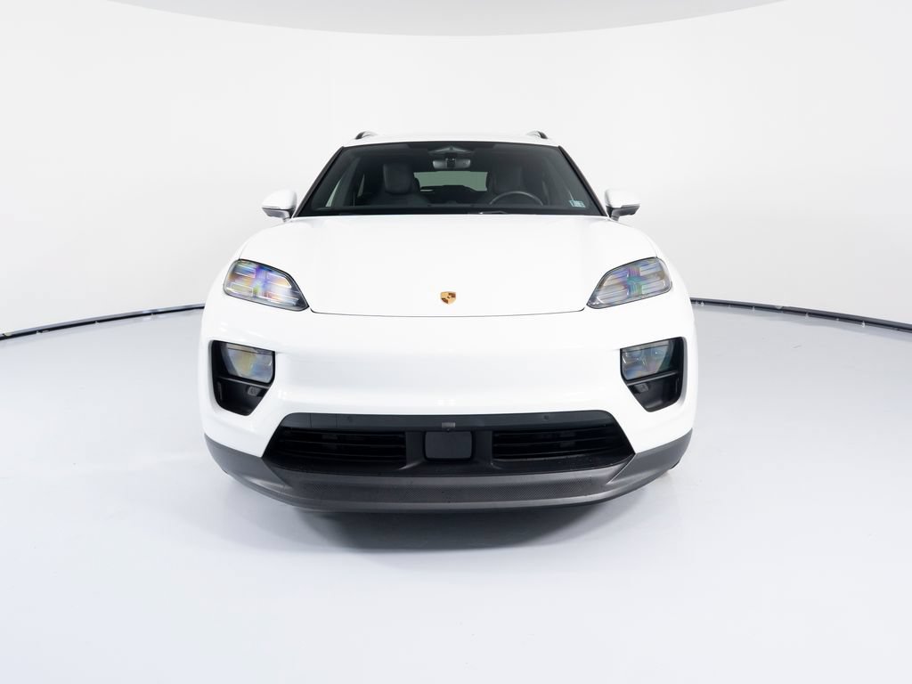 Certified 2025 Porsche Macan 4 Electric AWD/4WD image 13