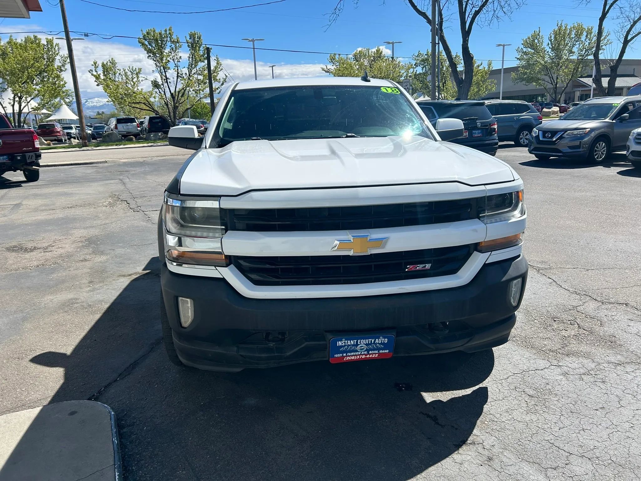 Used 2018 Chevrolet Silverado 1500 LT w/ All Star Edition AWD/4WD image 3
