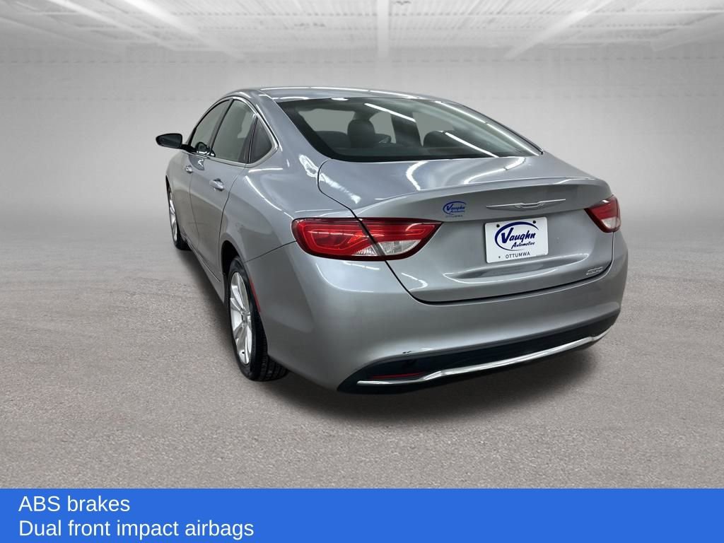 Used 2015 Chrysler 200 Limited image 10