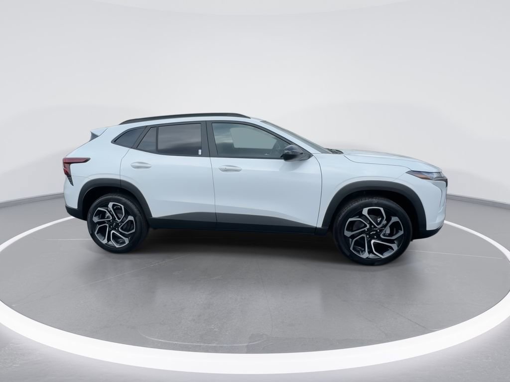 New 2026 Chevrolet Trax RS w/ Sunroof Package image 9