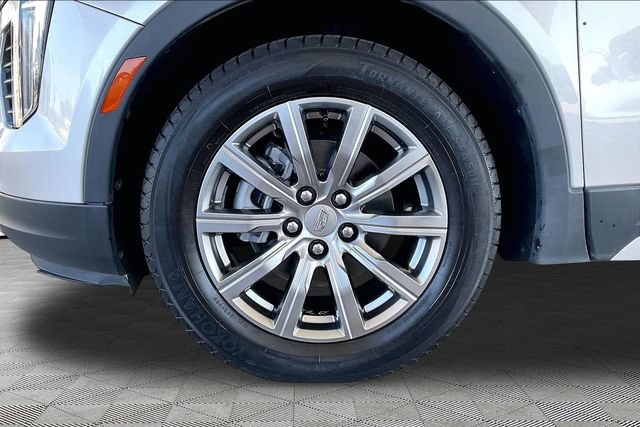 Used 2021 Cadillac XT4 Premium Luxury AWD/4WD image 21