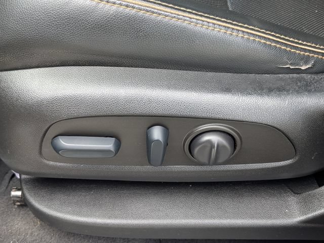 Used 2022 GMC Terrain AT4 w/ LPO, Floor Liner Package AWD/4WD image 20