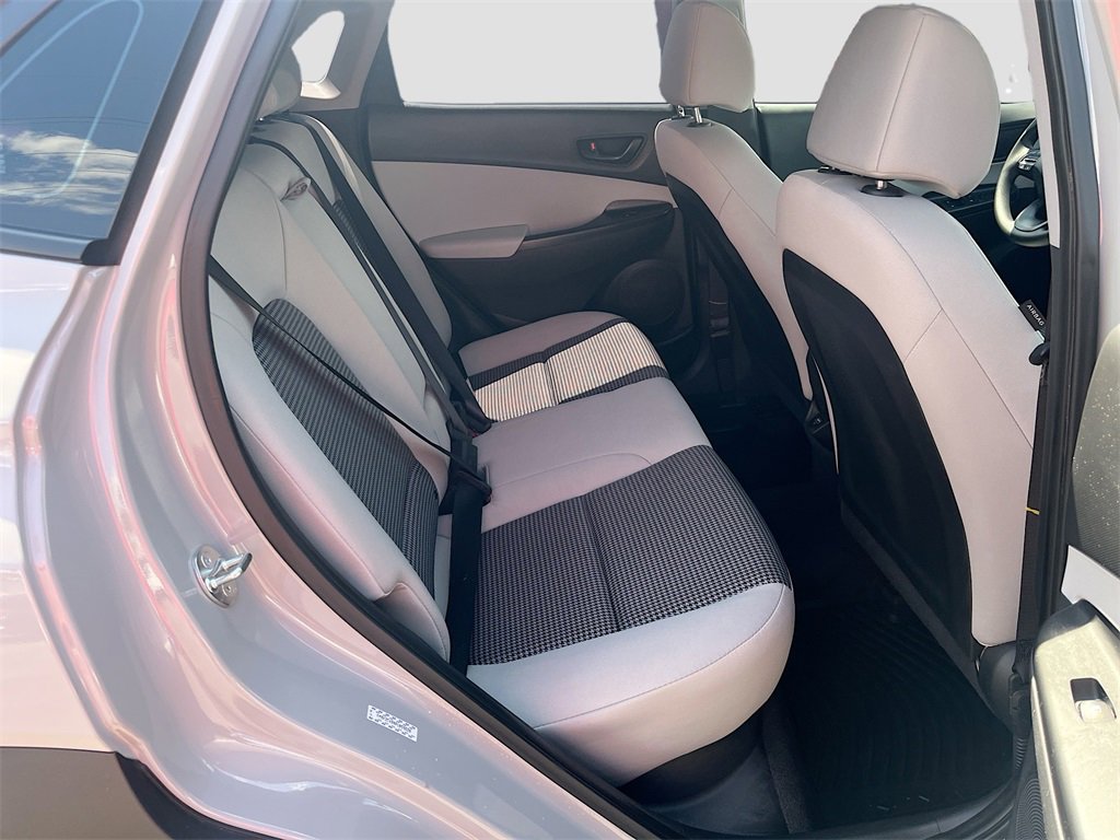 Used 2023 Hyundai Kona SE image 25