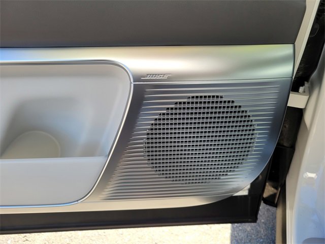 New 2026 Hyundai Ioniq 9 Limited image 17