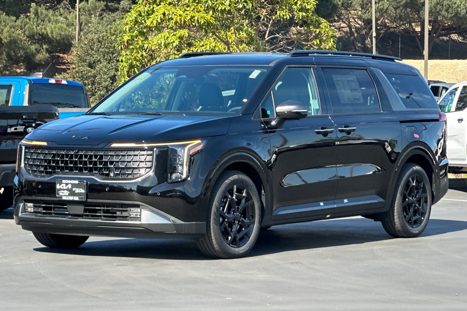 New 2027 Kia Carnival SX FWD image 8