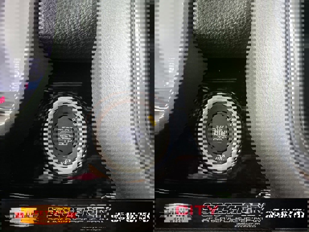 New 2026 RAM 1500 Laramie w/ Night Edition image 24