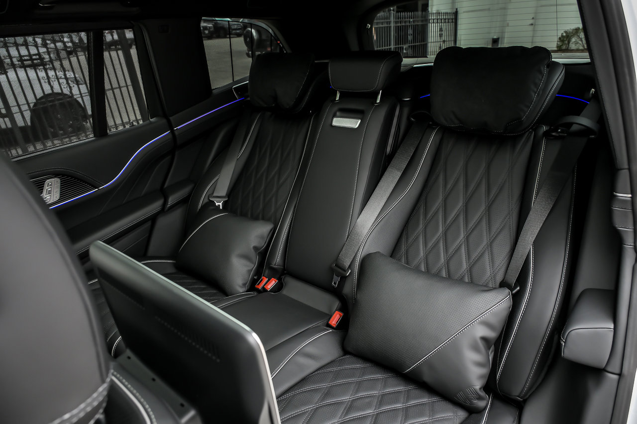 Used 2026 Mercedes-Benz Maybach GLS 600 4MATIC image 32