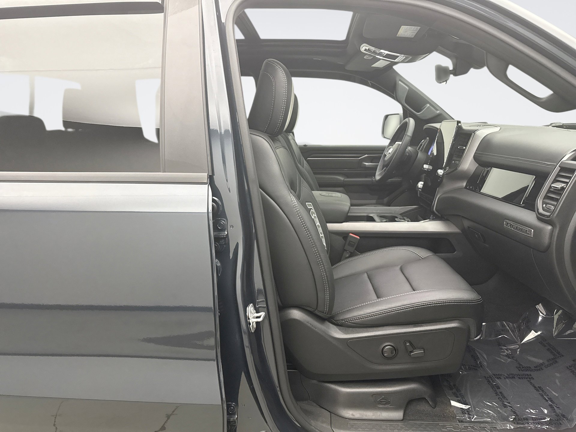Used 2025 RAM 1500 Rebel w/ Rebel Level 2 Equipment Group AWD/4WD image 19