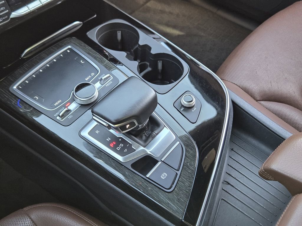 Used 2018 Audi Q7 3.0T Prestige image 22