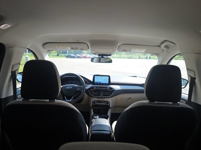 Used 2022 Ford Escape SE FWD image 12