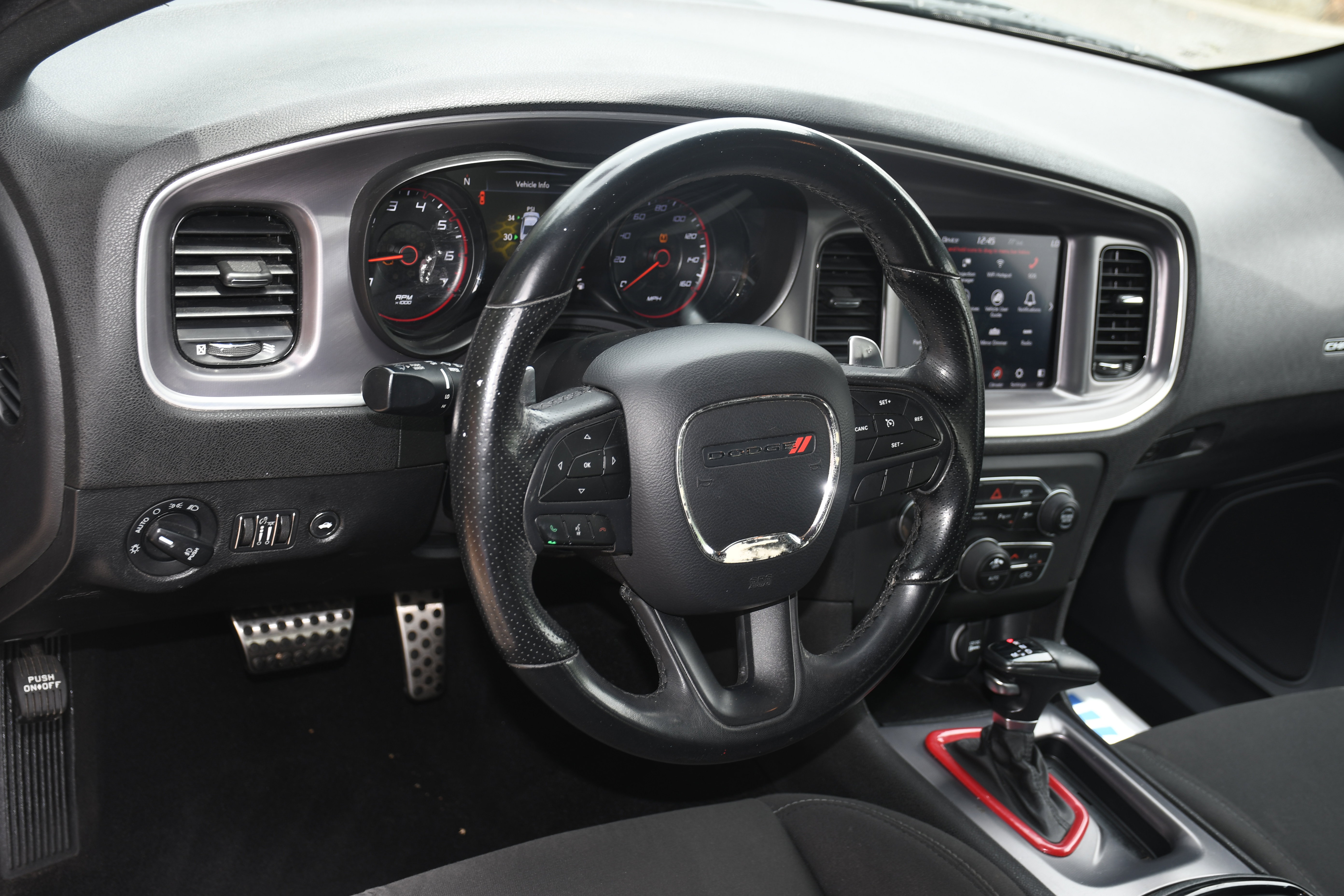 Used 2019 Dodge Charger R/T w/ Blacktop Package image 8