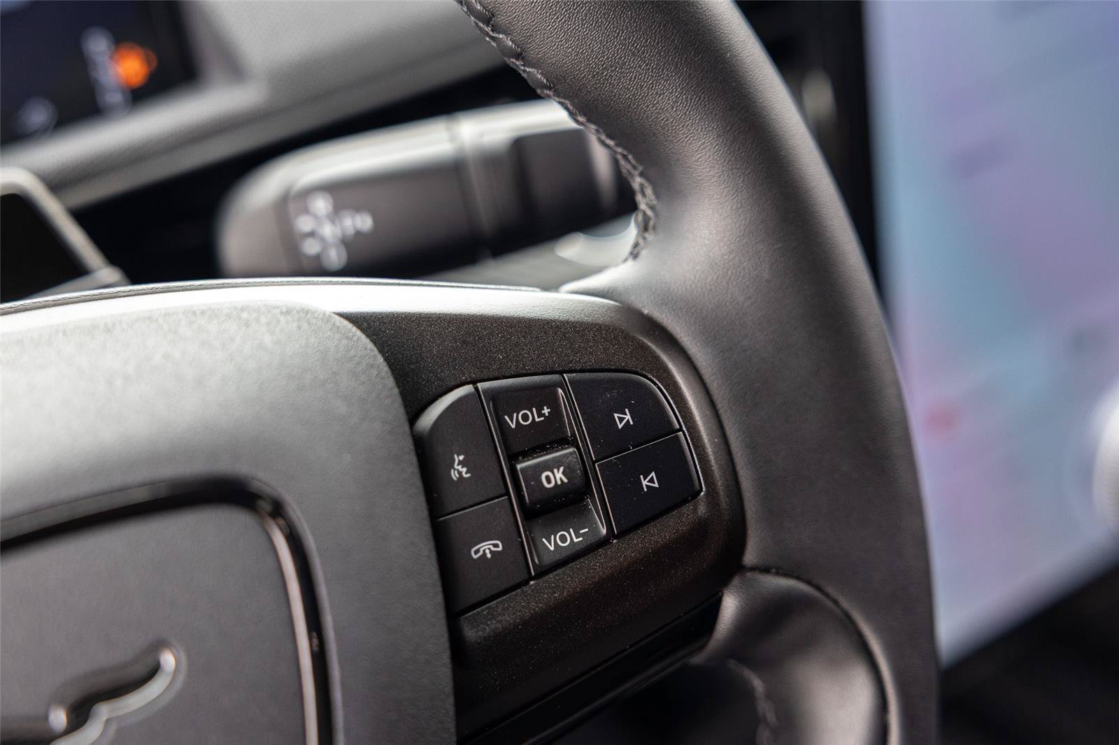 Certified 2025 Ford Mustang Mach-E Select RWD image 19