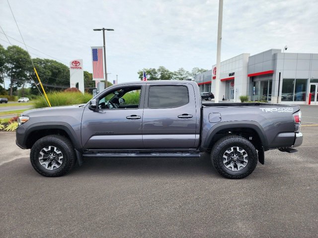 Used 2022 Toyota Tacoma TRD Off-Road image 4