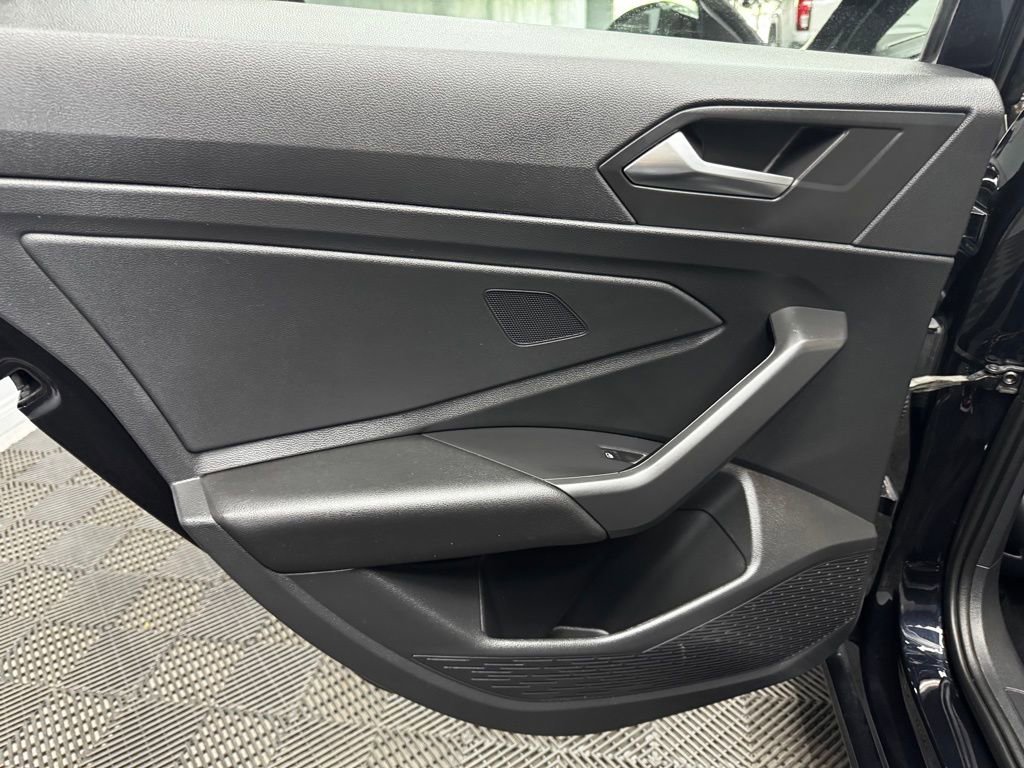 Used 2019 Volkswagen Jetta R-Line w/ R-Line Cold Weather Package FWD image 43