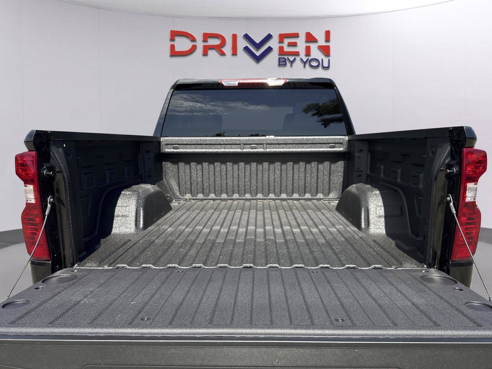 New 2026 Chevrolet Silverado 1500 Custom w/ Turbomax Blackout Package AWD/4WD image 33