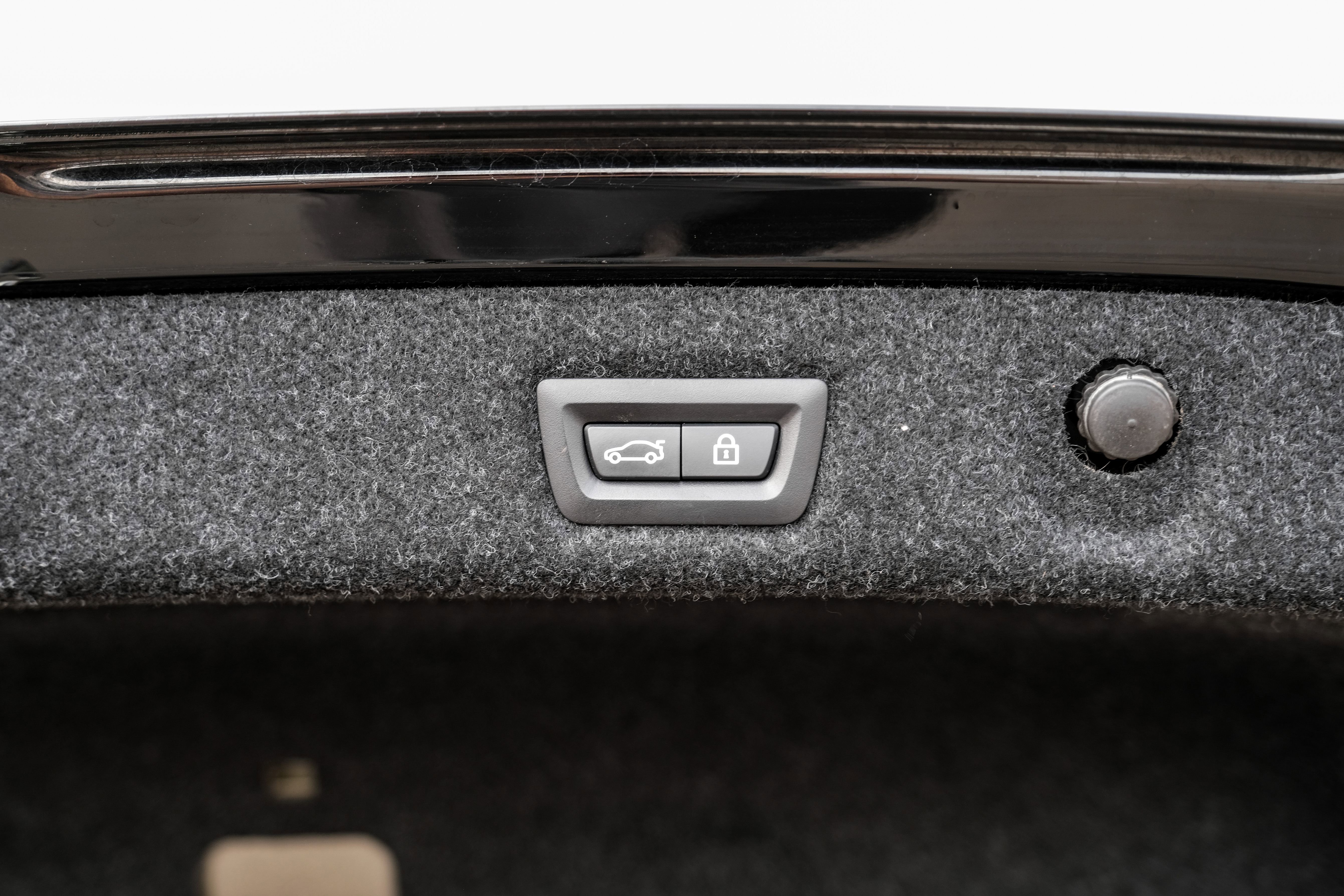 Used 2021 BMW 540i w/ Convenience Package image 51