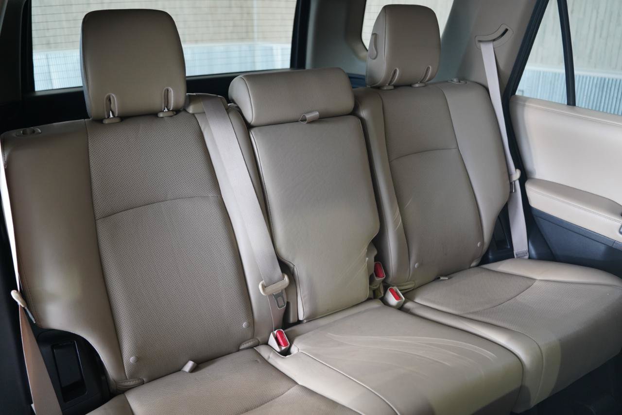 Used 2017 Toyota 4Runner Limited AWD/4WD image 36
