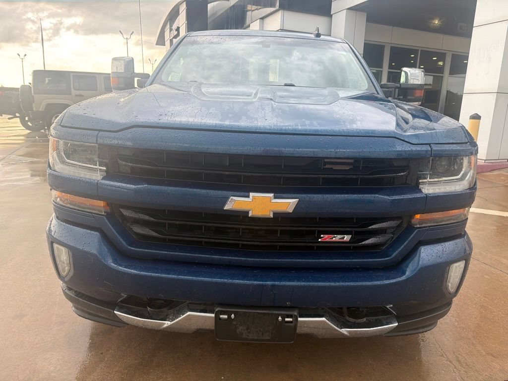 Used 2018 Chevrolet Silverado 1500 LT w/ All Star Edition AWD/4WD image 8
