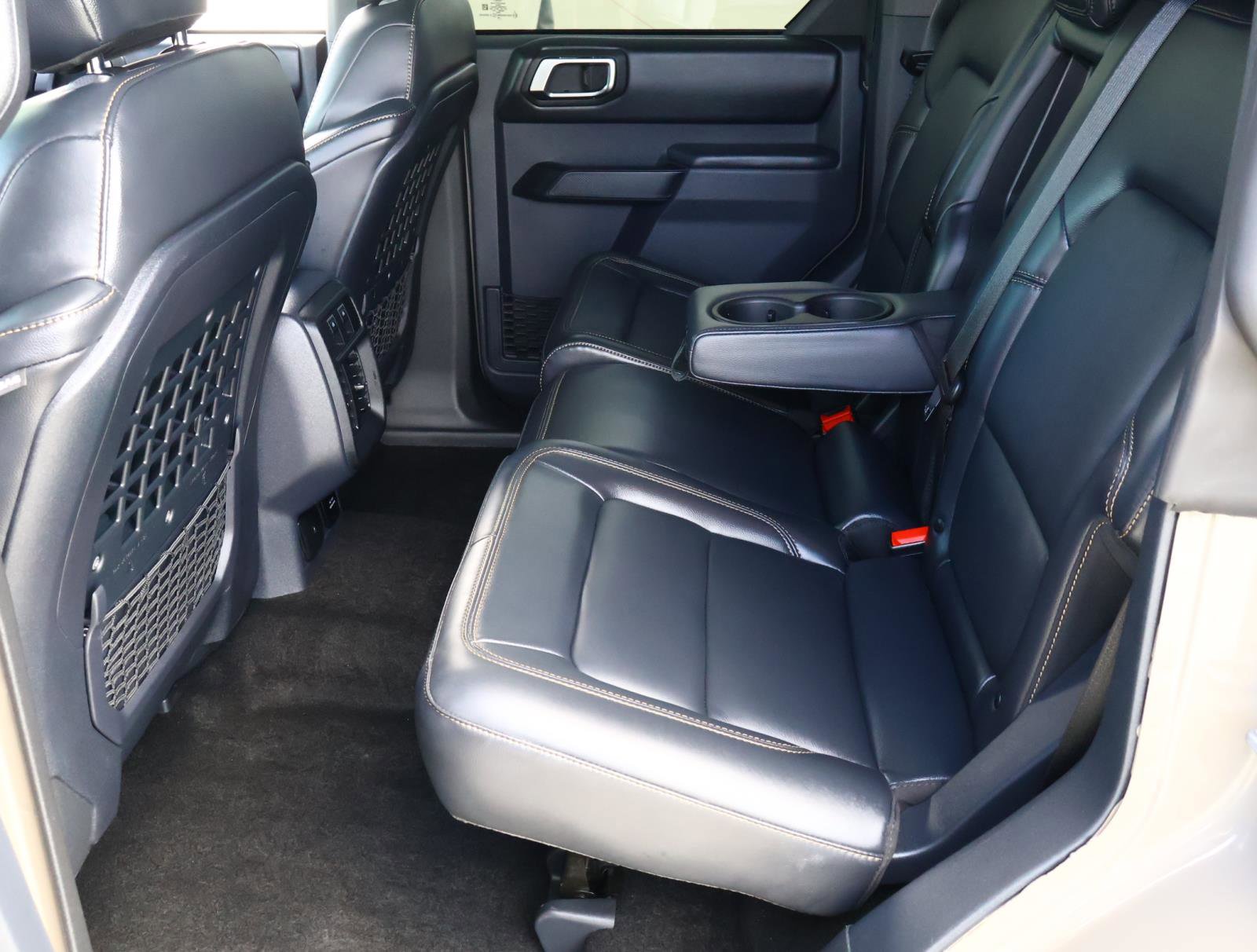Used 2025 Ford Bronco Badlands AWD/4WD image 20