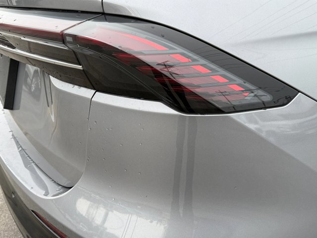 Used 2025 Lincoln Nautilus Premier w/ Equipment Group 102A image 17