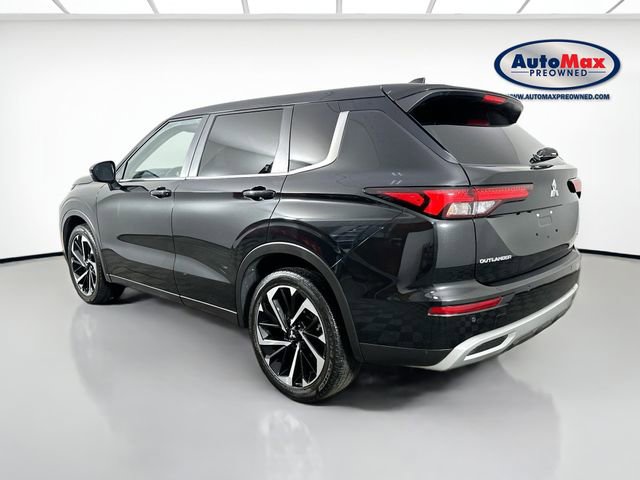 Used 2024 Mitsubishi Outlander SE image 6