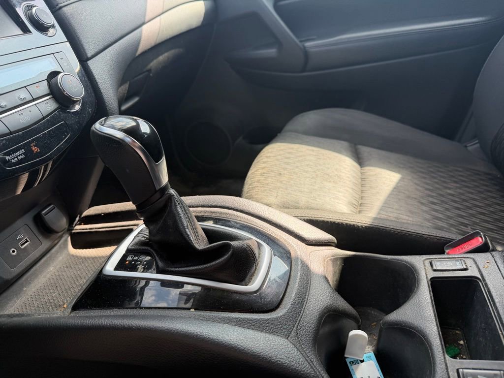 Used 2018 Nissan Rogue SV AWD/4WD image 21