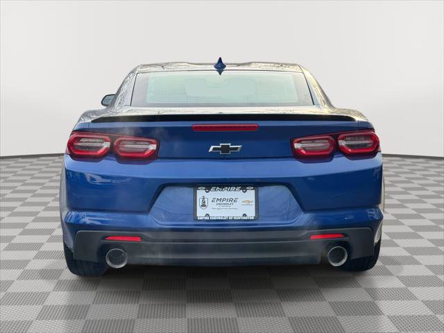 Used 2023 Chevrolet Camaro LT w/ Technology Package image 6