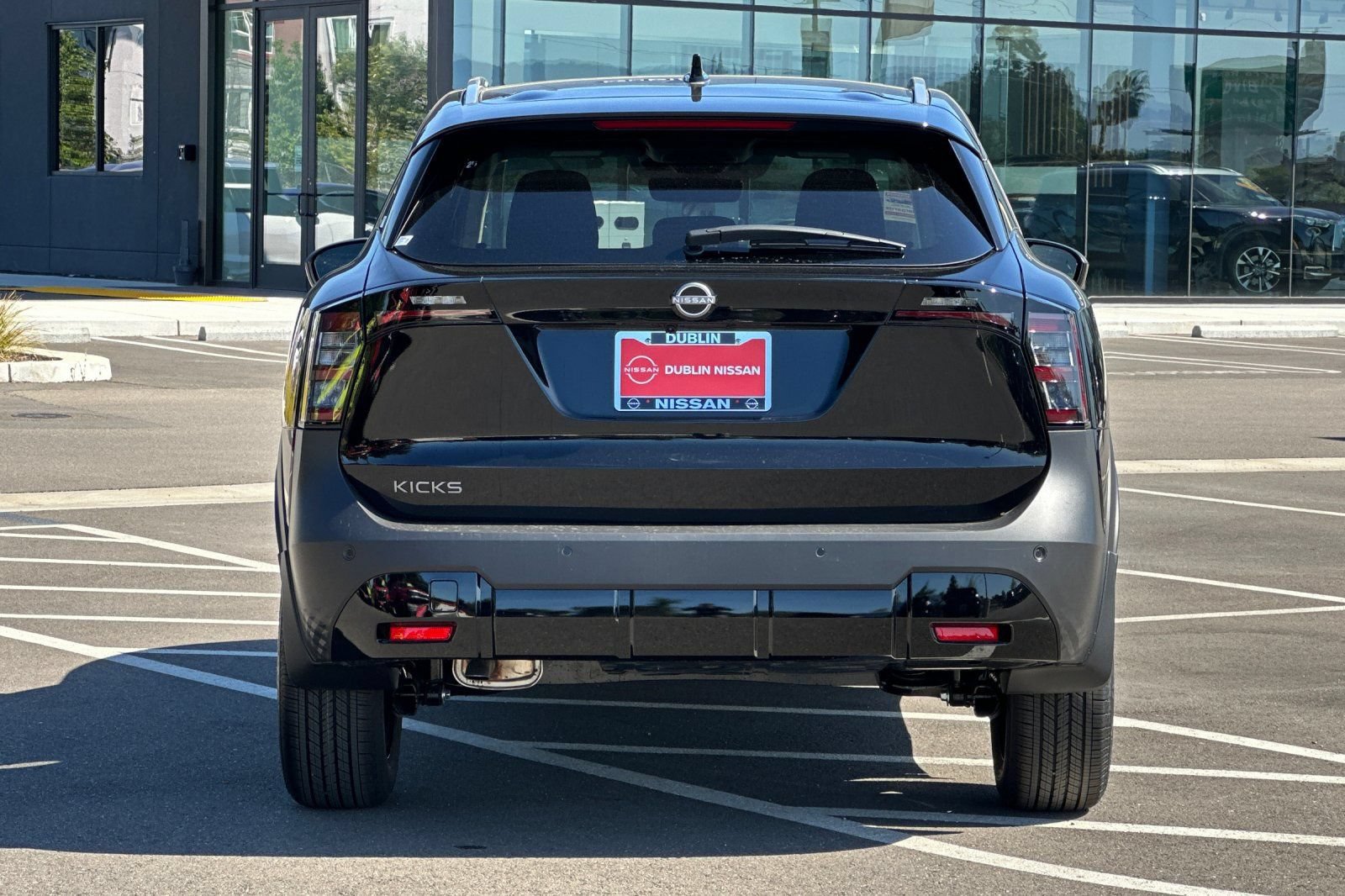 New 2026 Nissan Kicks SV w/ SV Premium Package FWD image 5