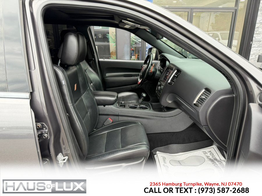 Used 2019 Dodge Durango R/T w/ Blacktop Package AWD/4WD image 16