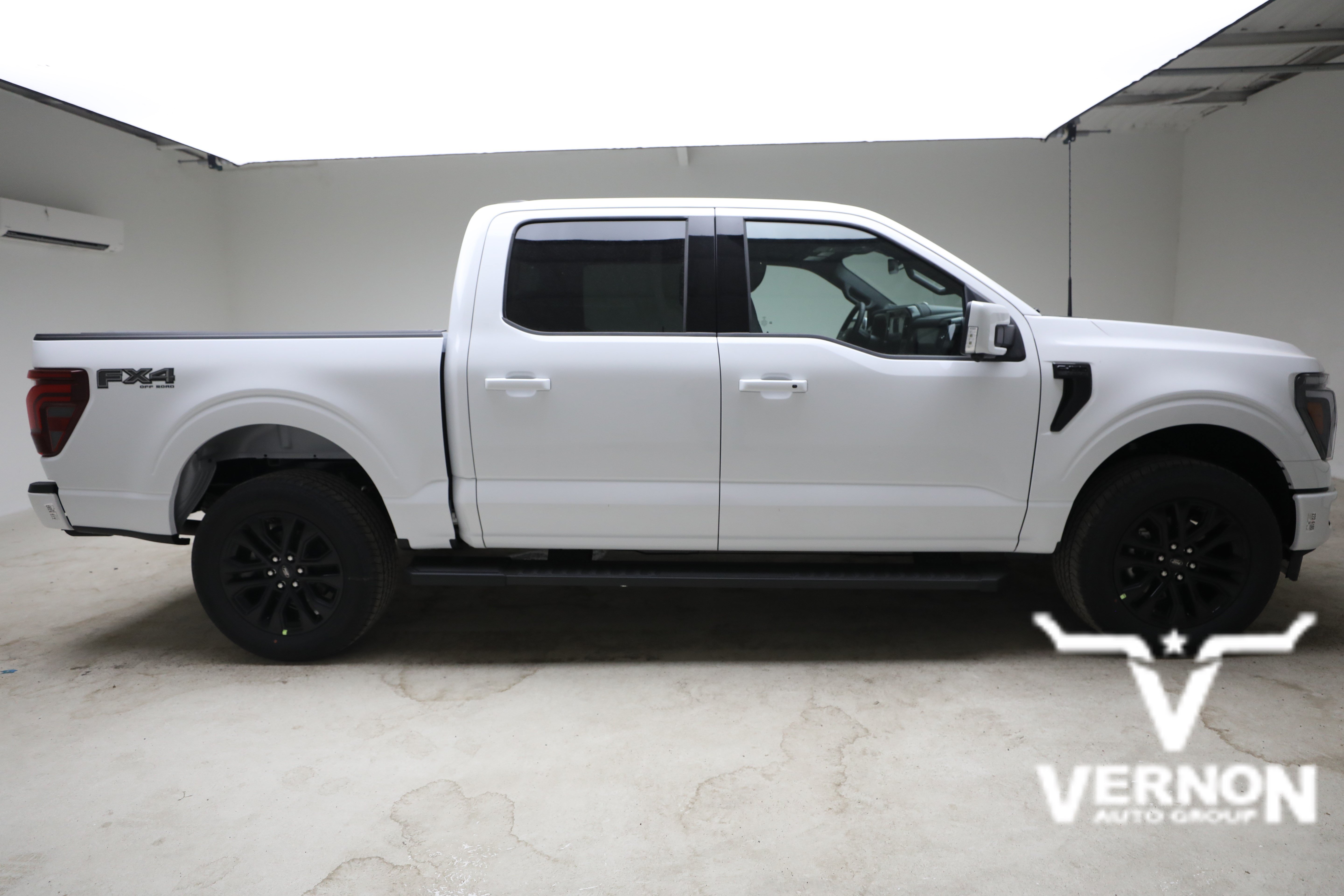New 2026 Ford F150 Lariat w/ Equipment Group 502A High AWD/4WD image 6