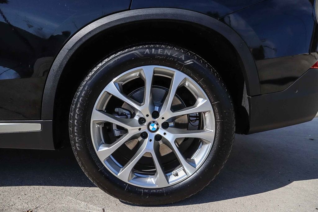 Used 2023 BMW X5 sDrive40i w/ Parking Assistance Package image 12
