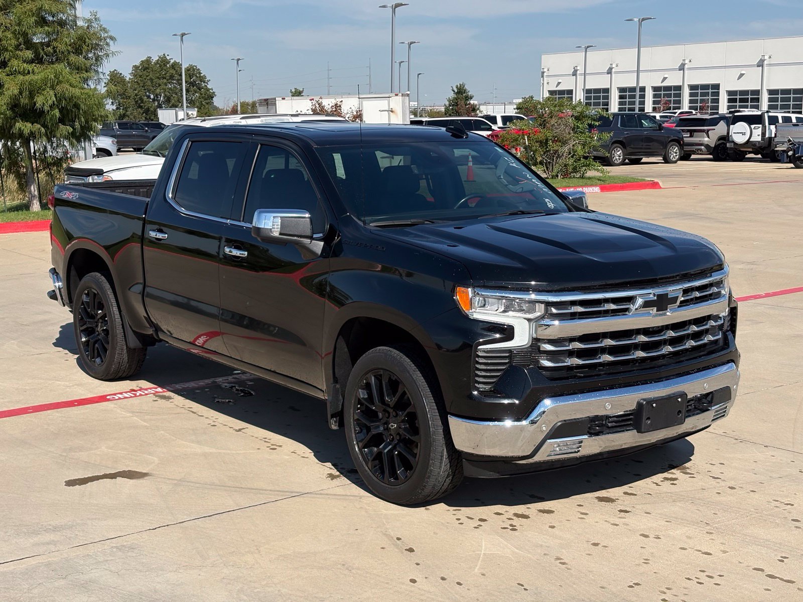 Certified 2024 Chevrolet Silverado 1500 LTZ w/ LTZ Premium Package AWD/4WD image 11