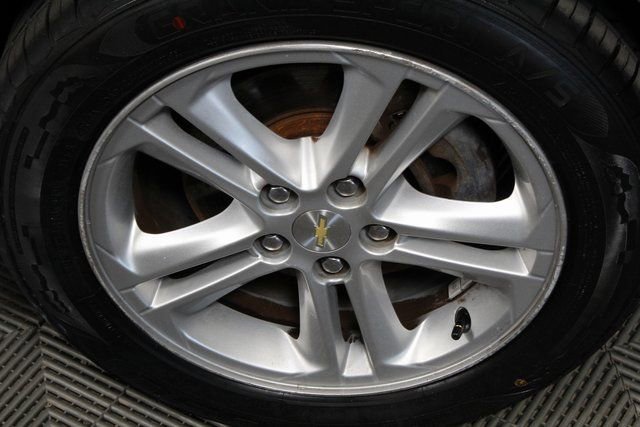 Used 2017 Chevrolet Cruze LT w/ Convenience Package image 9