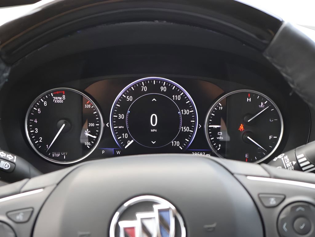 Used 2020 Buick Enclave Avenir w/ Avenir Technology Package image 34