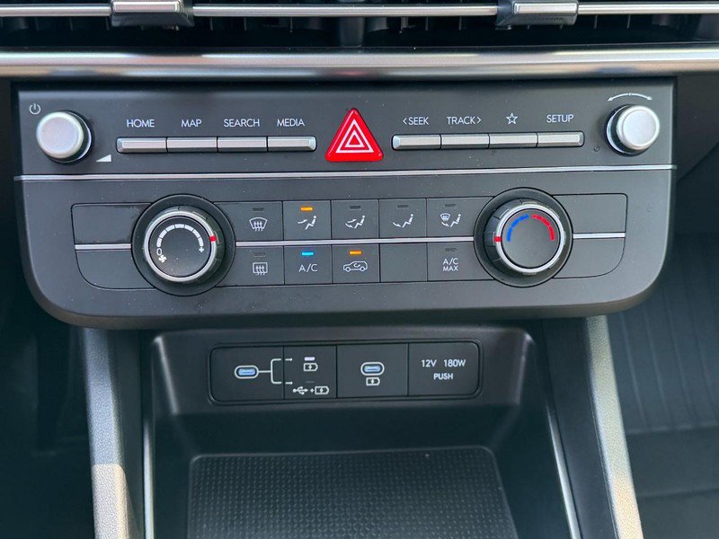 Used 2025 Hyundai Tucson SE FWD image 40