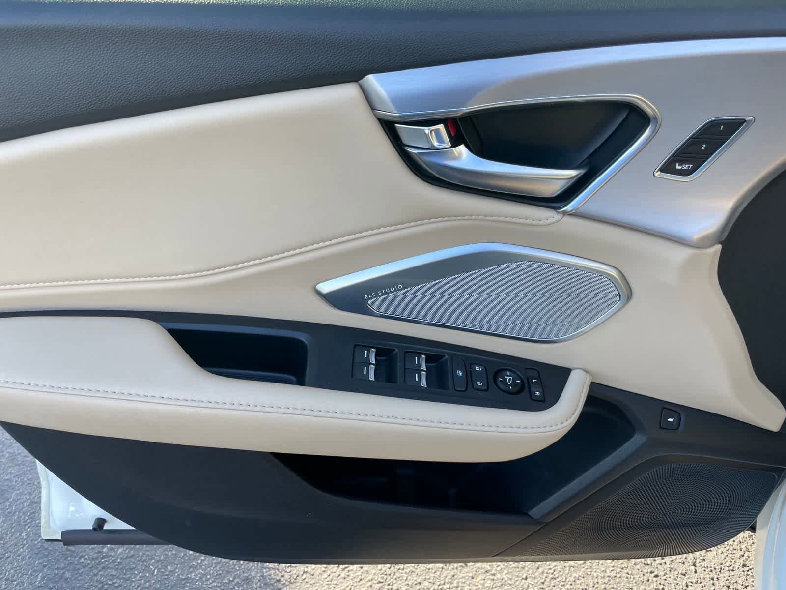 Used 2019 Acura RDX AWD w/ Technology Package image 11