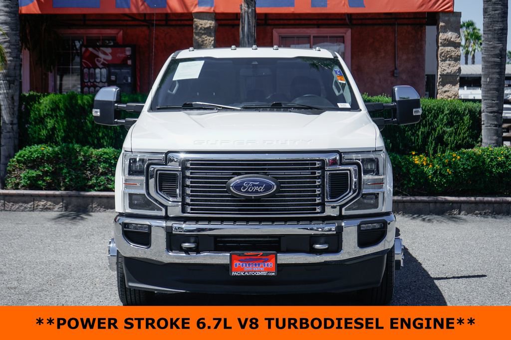 Used 2021 Ford F350 Lariat w/ Lariat Ultimate Package AWD/4WD image 3