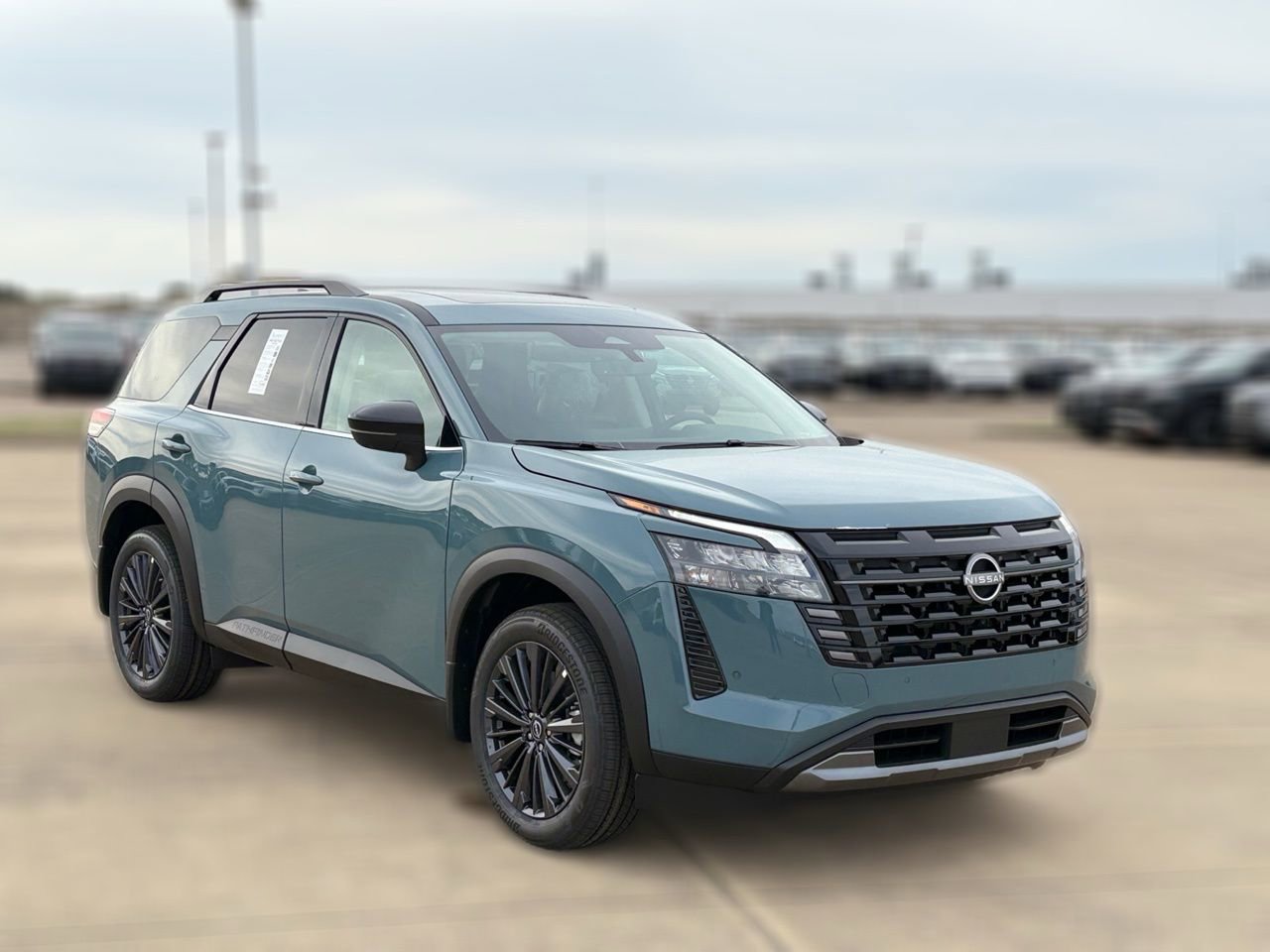 New 2026 Nissan Pathfinder SL FWD image 4
