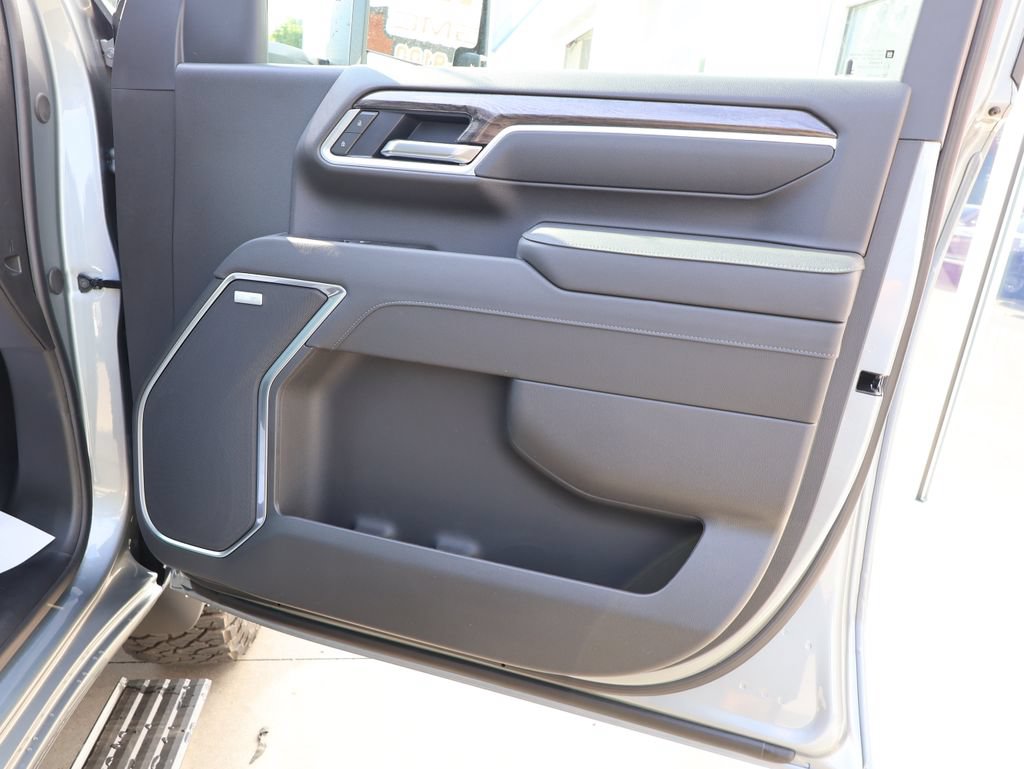 New 2026 Chevrolet Silverado 2500 LTZ w/ LTZ Plus Package AWD/4WD image 45