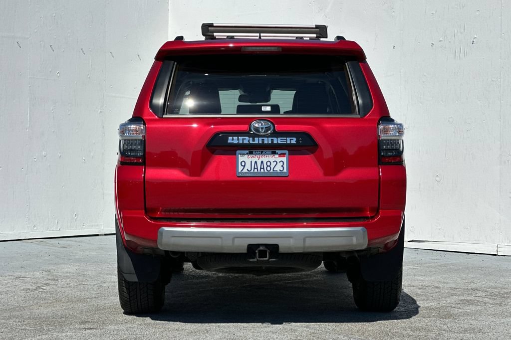 Used 2023 Toyota 4Runner TRD Off-Road Premium w/ Moonroof Package AWD/4WD image 4