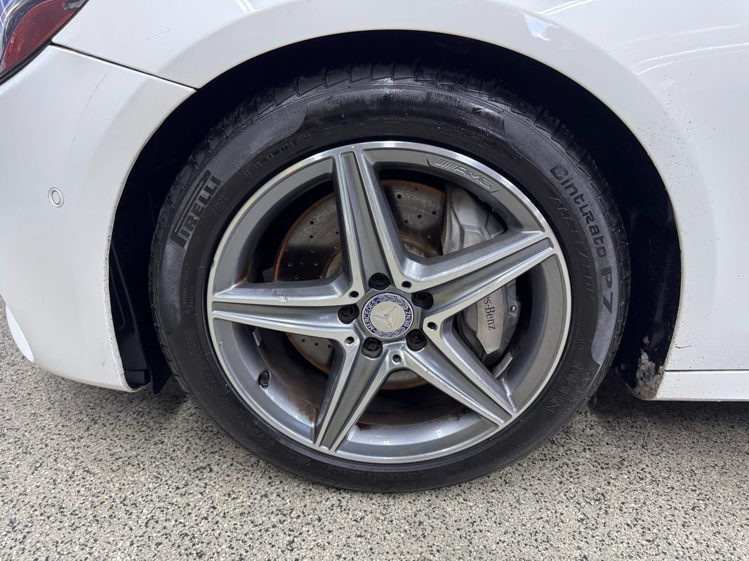 Used 2017 Mercedes-Benz E 400 4MATIC Wagon image 39