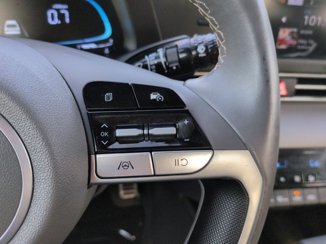 Used 2025 Hyundai Elantra Sport FWD image 22