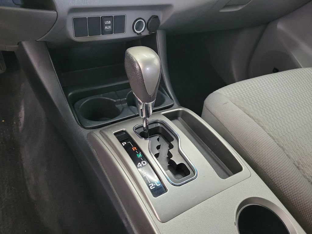 Used 2013 Toyota Tacoma PreRunner w/ SR5 Pkg image 28