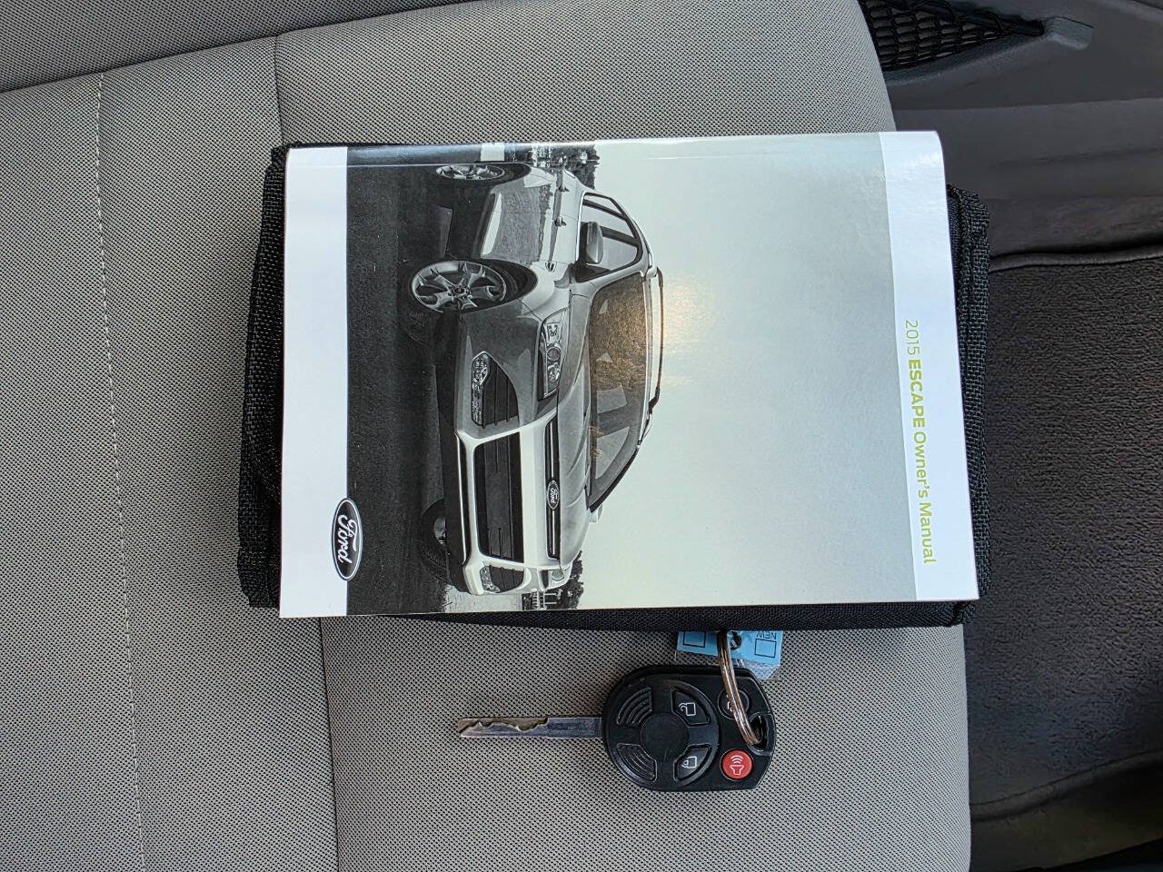 Used 2015 Ford Escape SE w/ Equipment Group 201A FWD image 19
