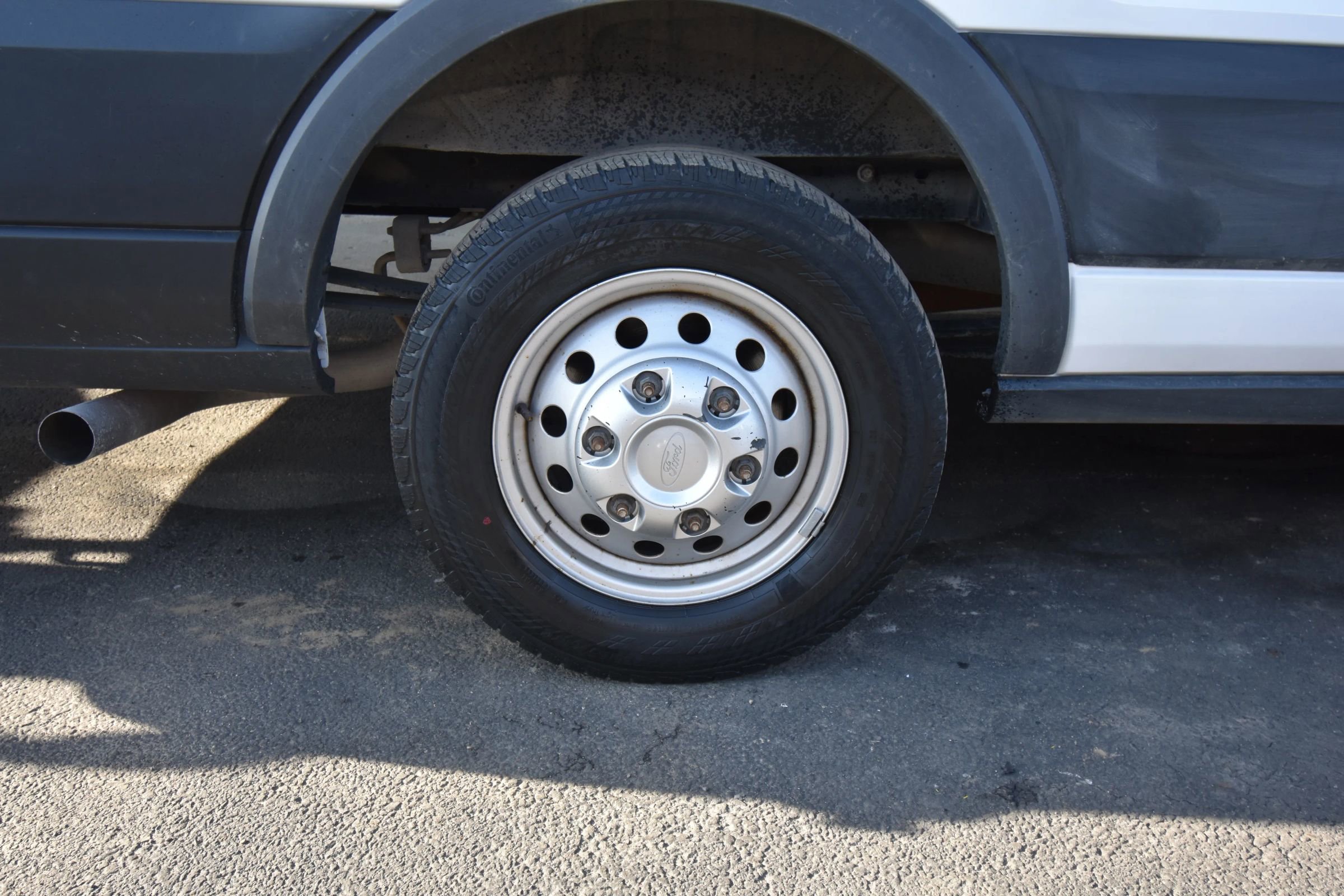 Used 2020 Ford Transit 250 148 High Roof Extended AWD image 27