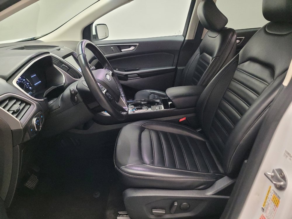 Used 2020 Ford Edge SEL FWD image 17